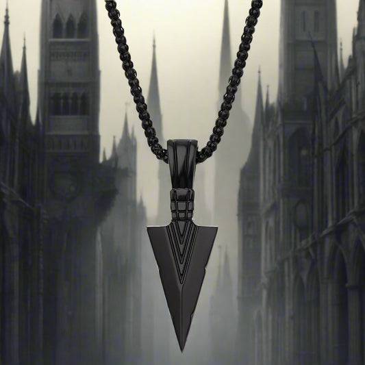 Pantheress Dagger Chain